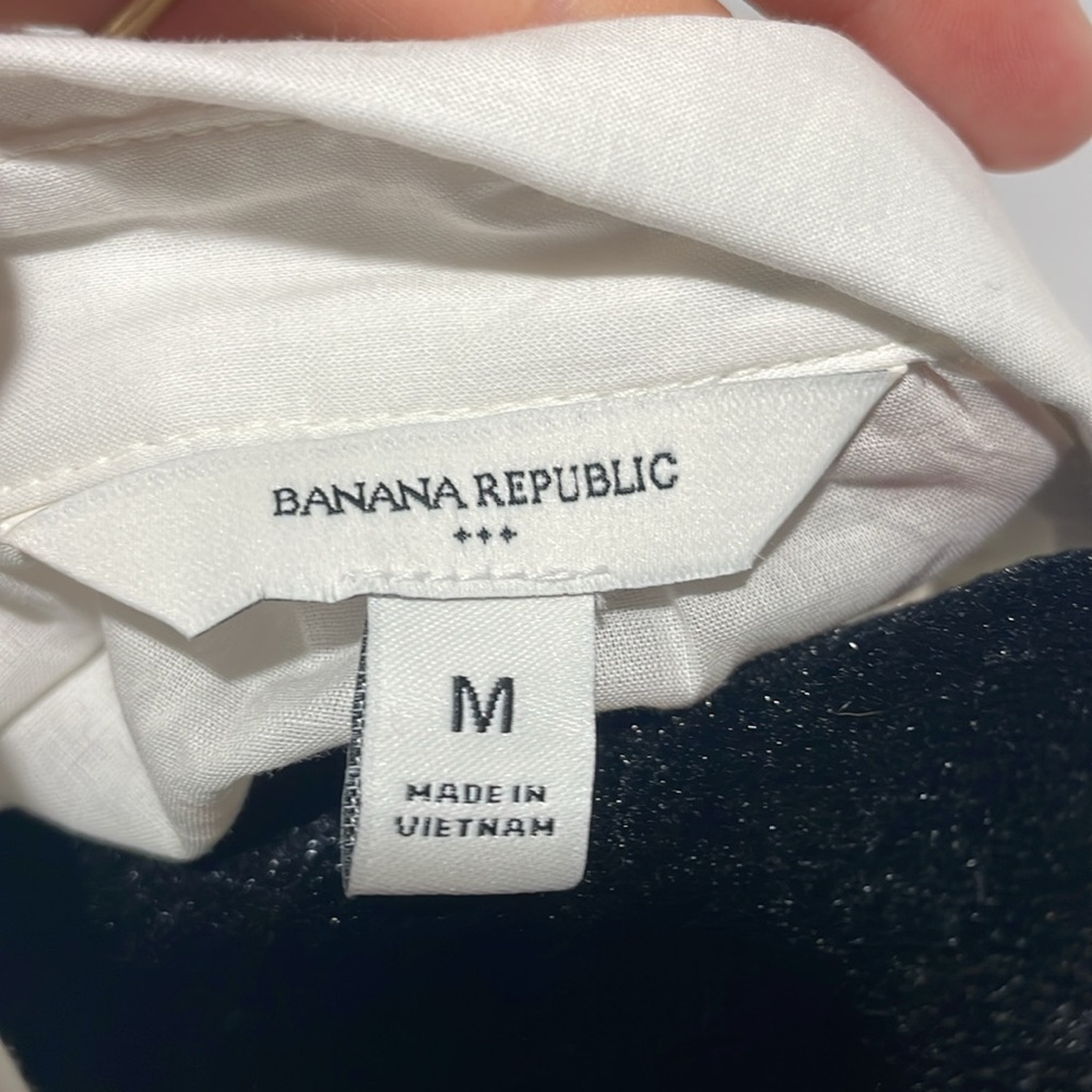 Banana Republic shirt medium white flared sleeves - Picture 7 of 7